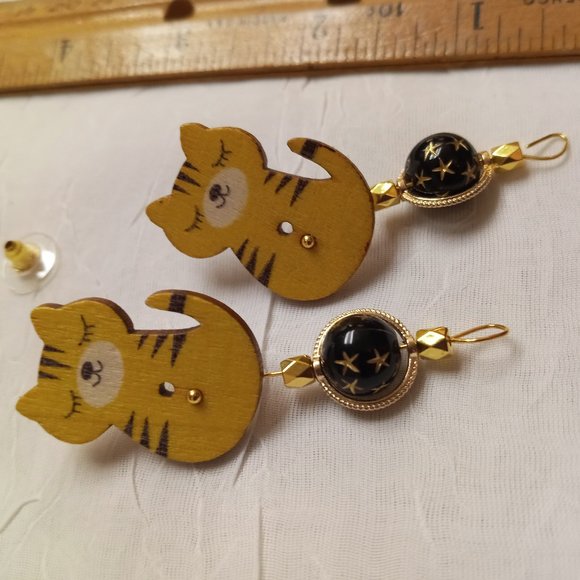Home Made Handmade Wood & Metal Cat Yellow & Black Button Earrings #49 - Picture 1 of 11
